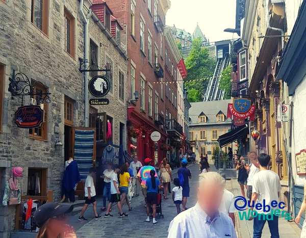 Quebec City one day itinerary: funicular from Petit Champlain to Dufferin Terrace