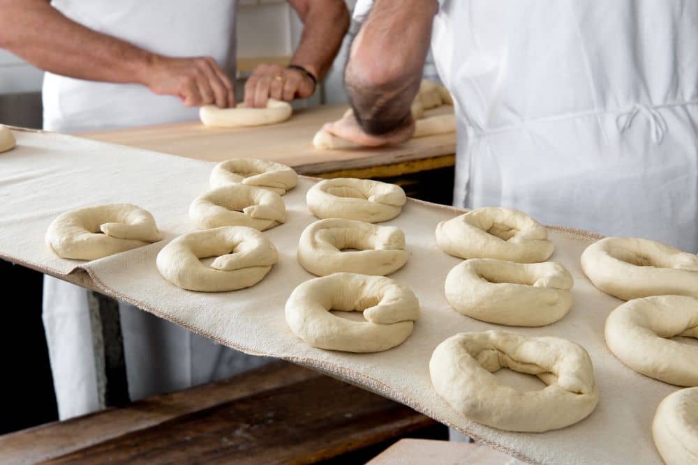 Experience making bagels in Montreal in November