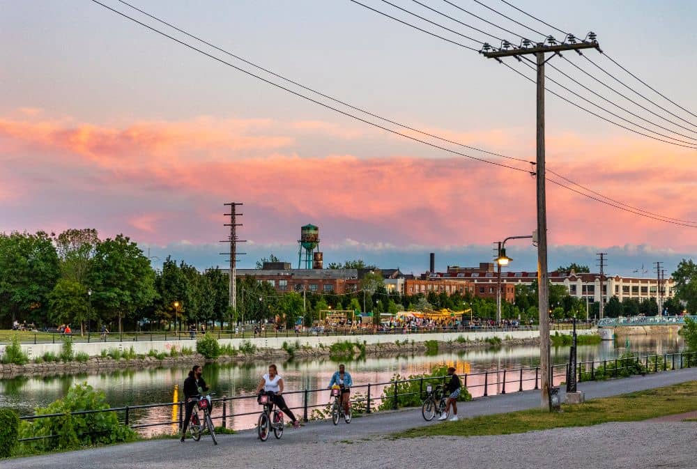 Free family things to do in Lachine Canal in Montreal
