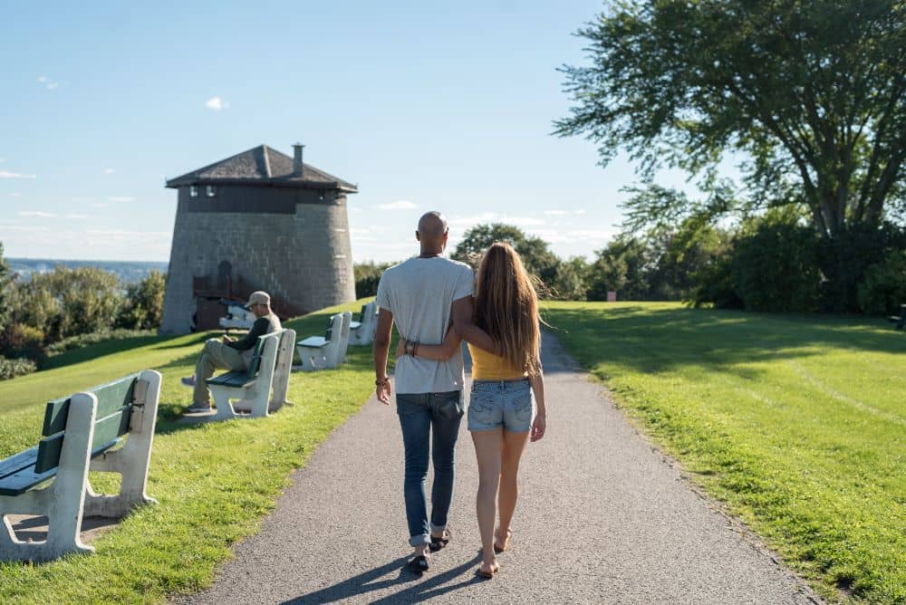 Stroll along Plains of Abraham for free in Quebec City in summer